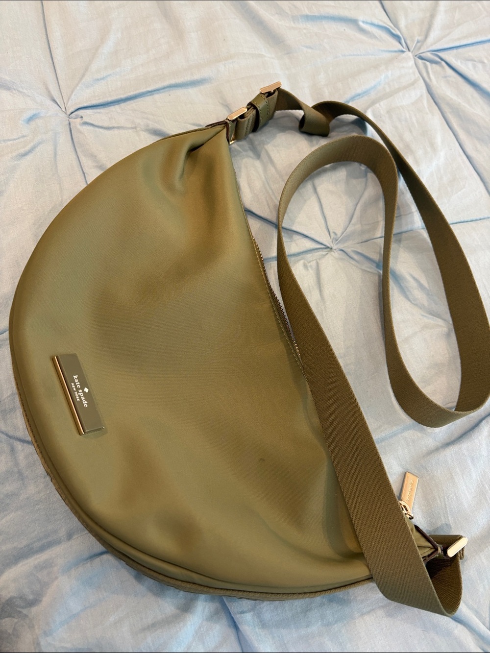 kate spade olive crescent sling bag